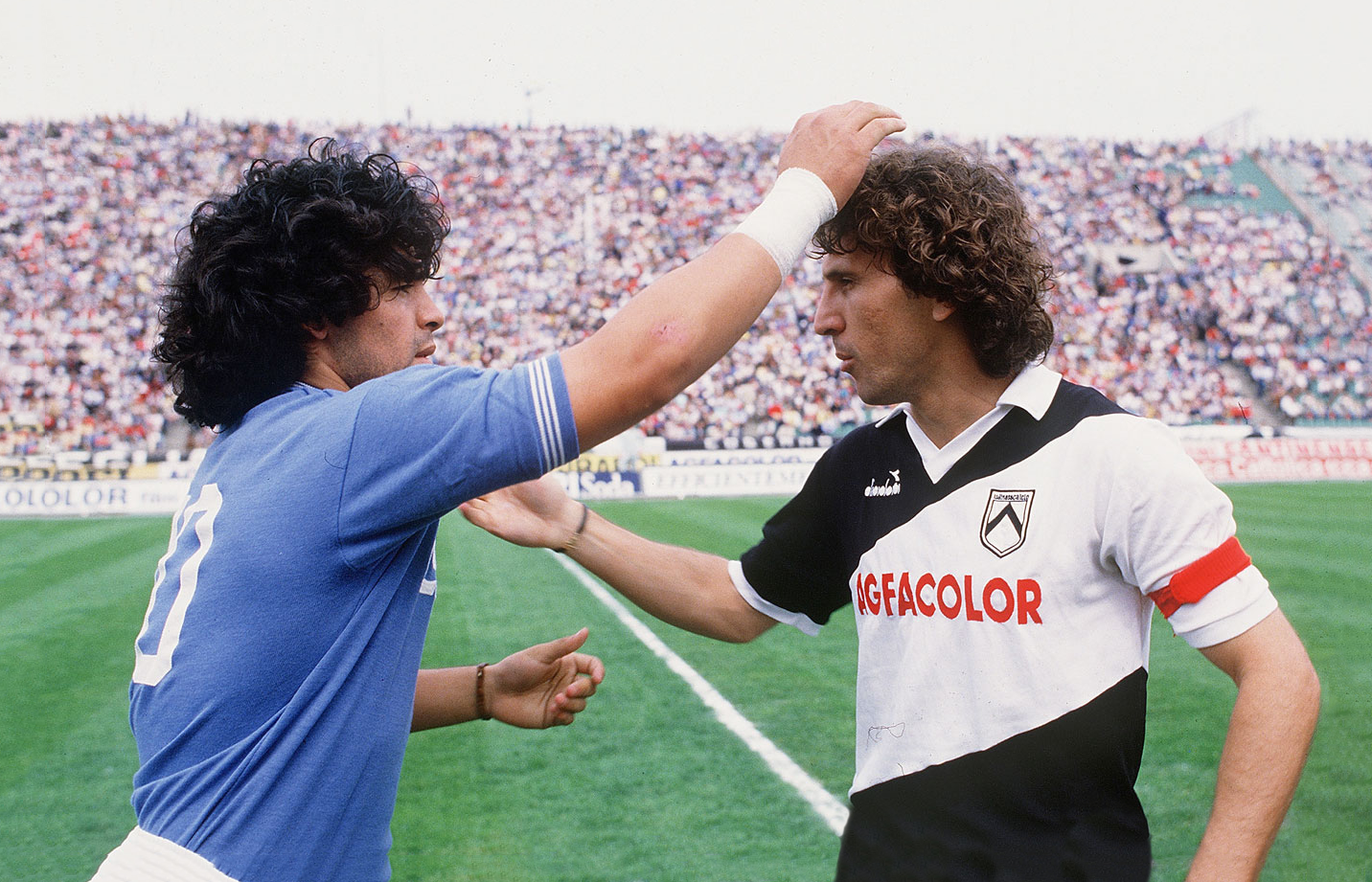 The new Udinese shirt inspired by the 1984-85 season