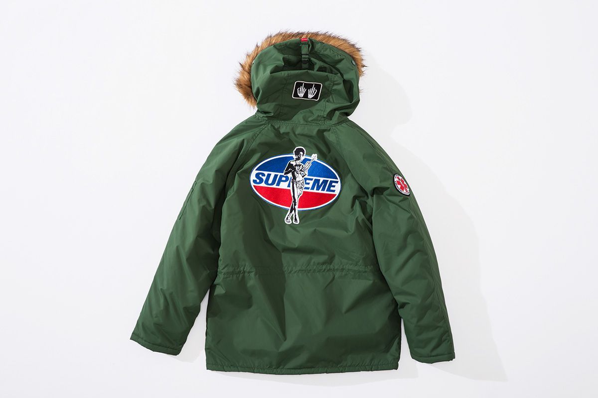A∀C※C∀R Supreme hysteric glamor N-3B Supreme HYSTERIC GLAMOUR N-3B Parka (FW17) - $448