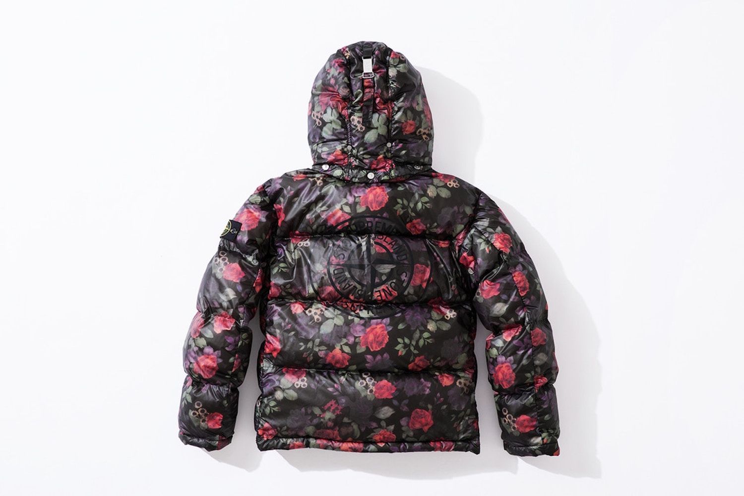 Supreme x Stone Island: all the garments of the FW17 collection Supreme x Stone Island: all the garments of the FW17 collection