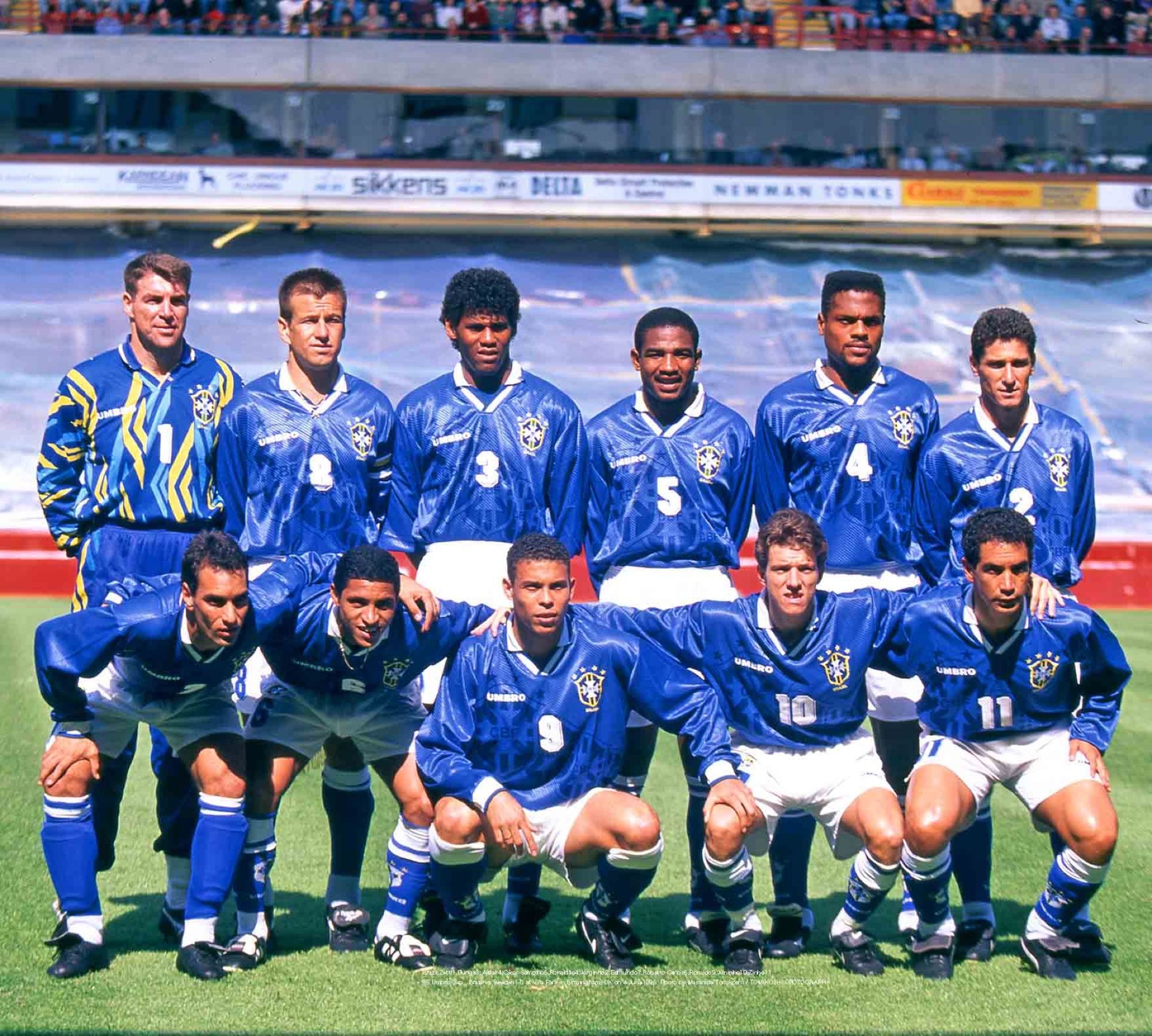 England vs Brazil '95UMBRO CUPプログラム Soccer - Umbro Cup - England v Brazil - Wembley Stock Photo