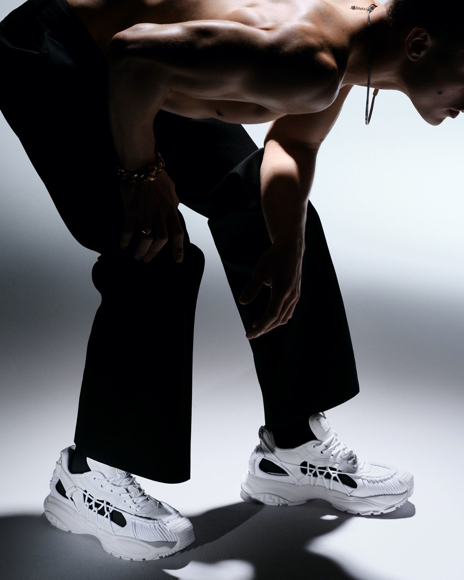 Versace Mercury: the new sneaker collection Versace Mercury: the new sneaker collection