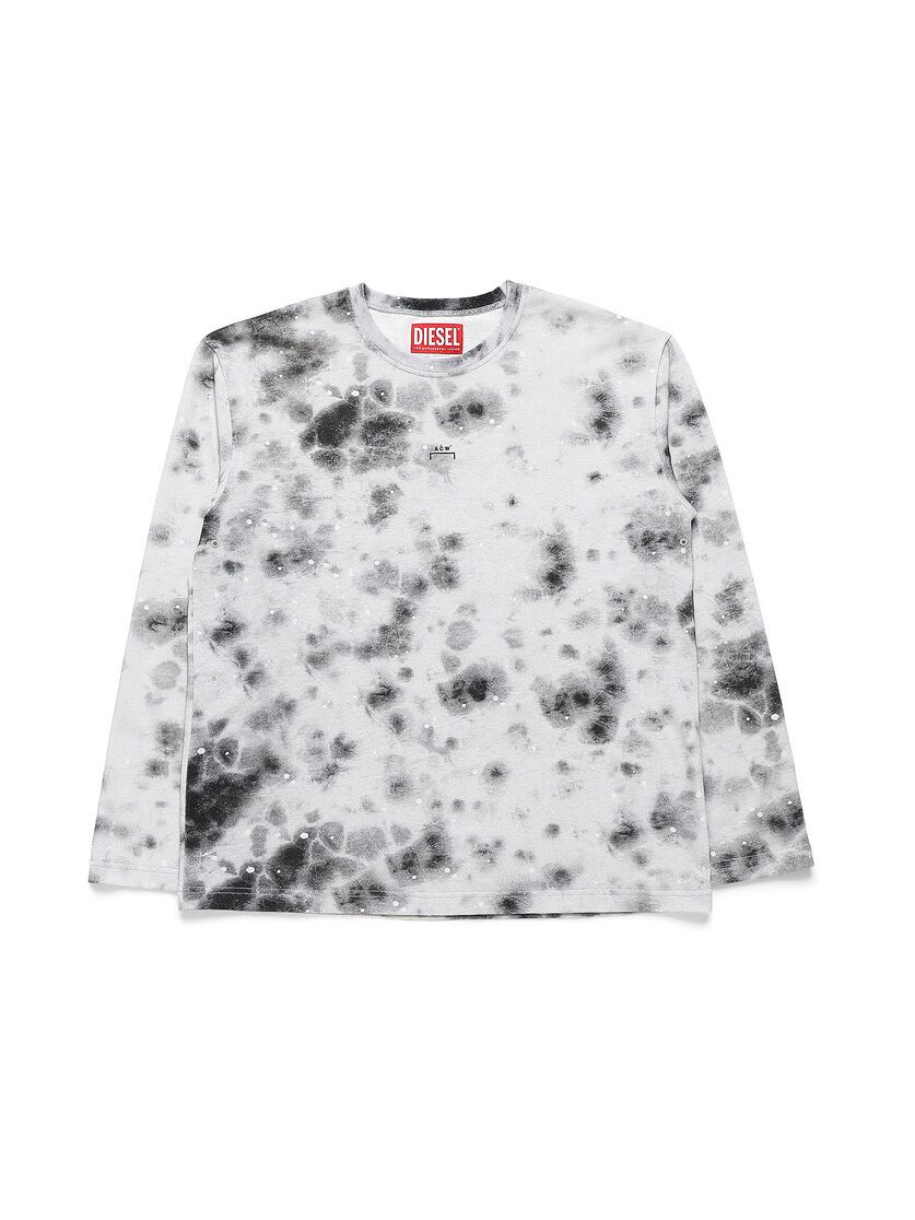 The official release of the A-COLD-WALL* x Diesel Red Tag
