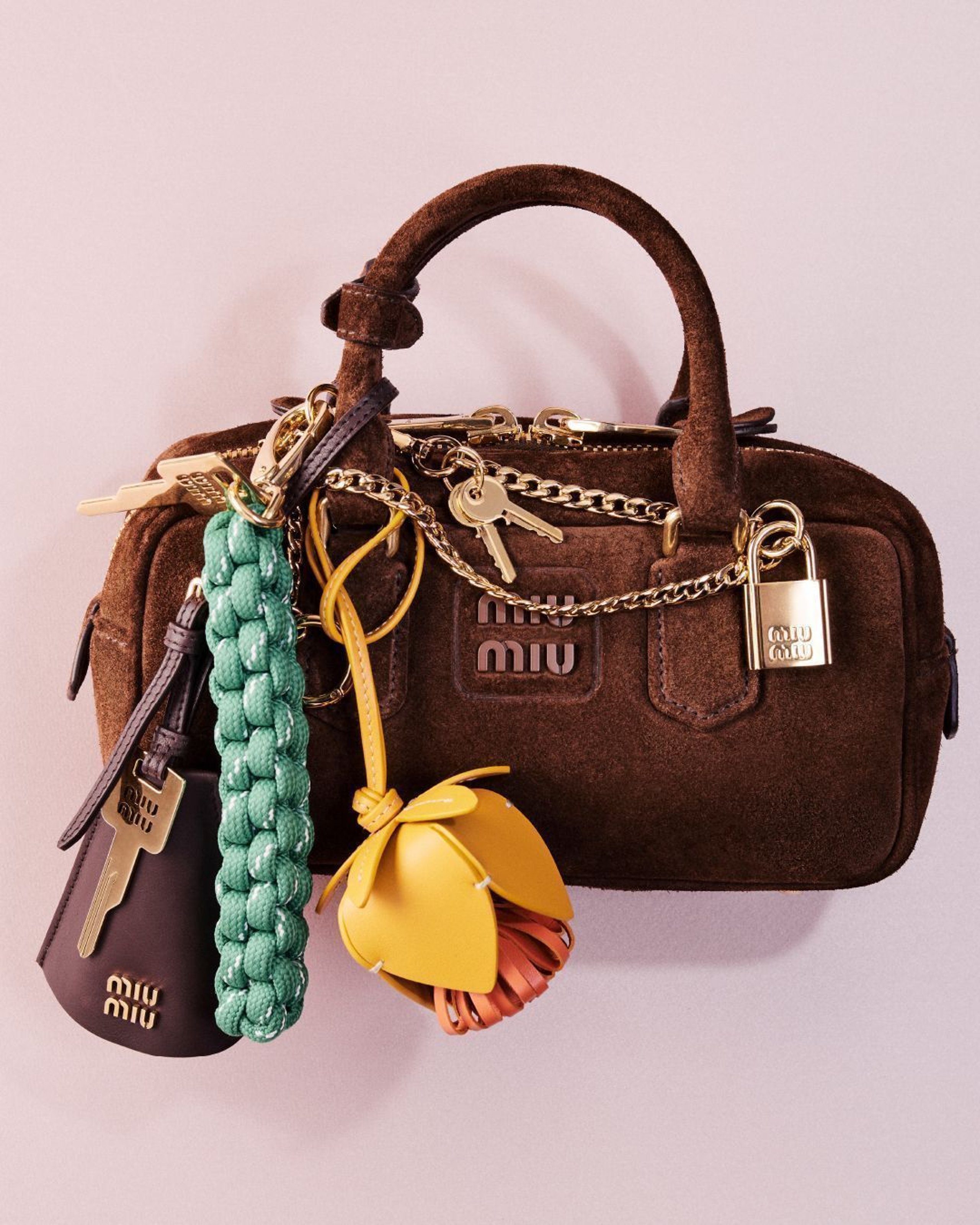 Miu Miu Tricks, to personalize your bag