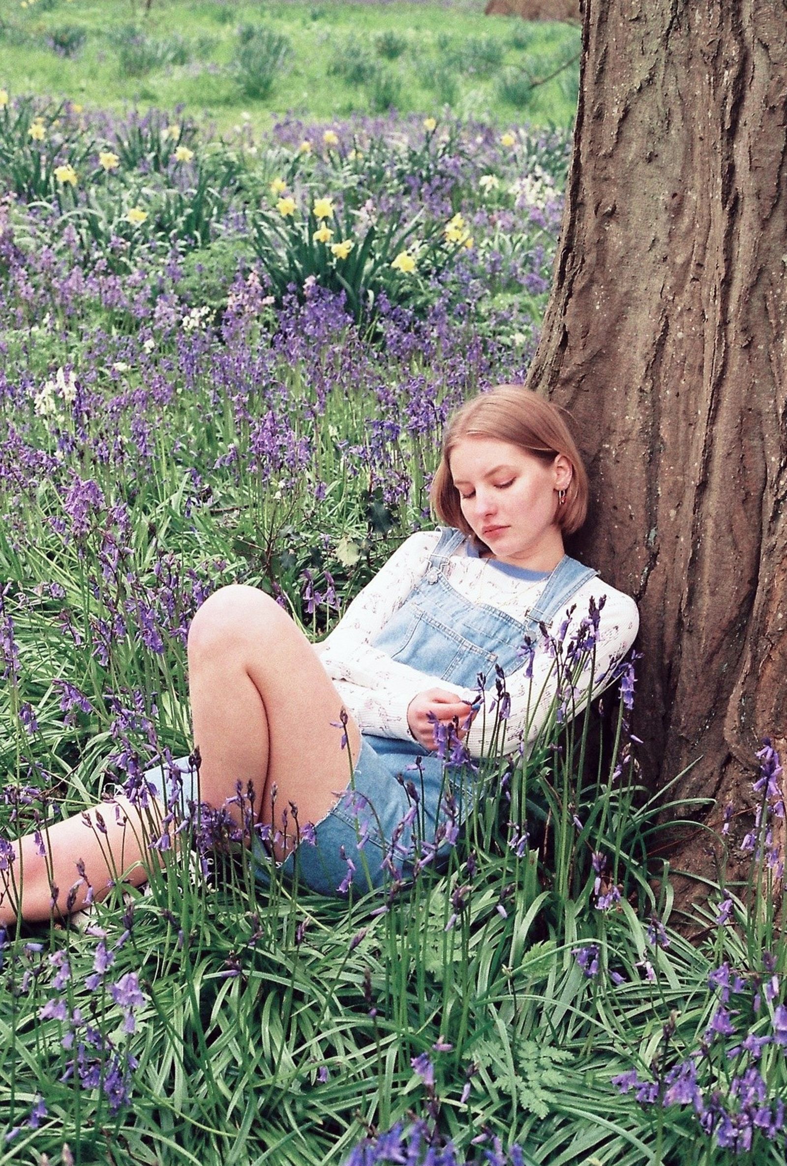 【希少品】She's not me / CHLOE SHEPPARD Chloe Sheppard photographs her ideal world | Dazed