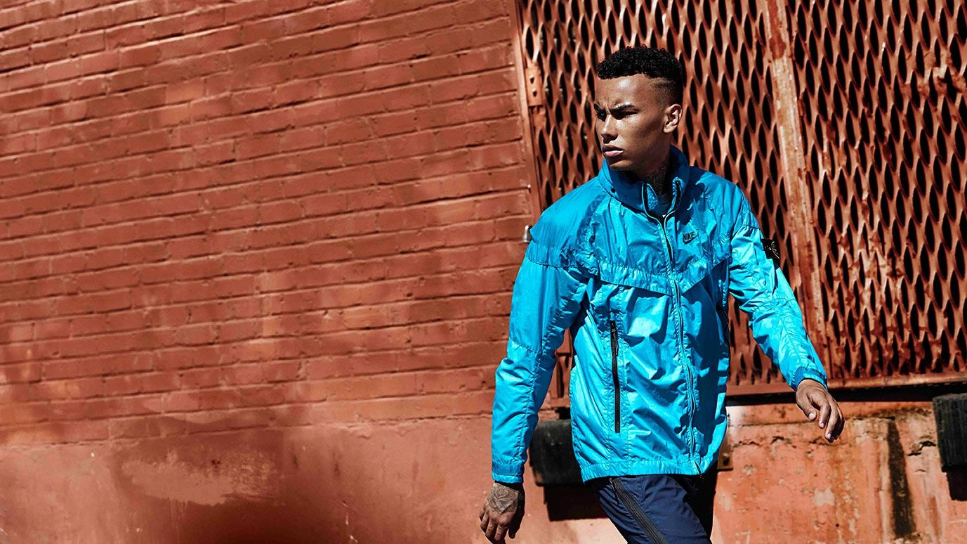 ジャケット・アウター NIKE LAB x STONE  NikeLab X Stone Island Windrunner Jacket Hyper Blue 827915