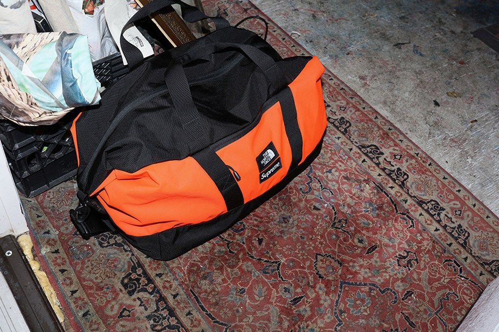 バッグ Supreme NORTH FACE 16AW Apex Duffle Bag Supreme NORTH FACE 16AW Apex Duffle Bag
