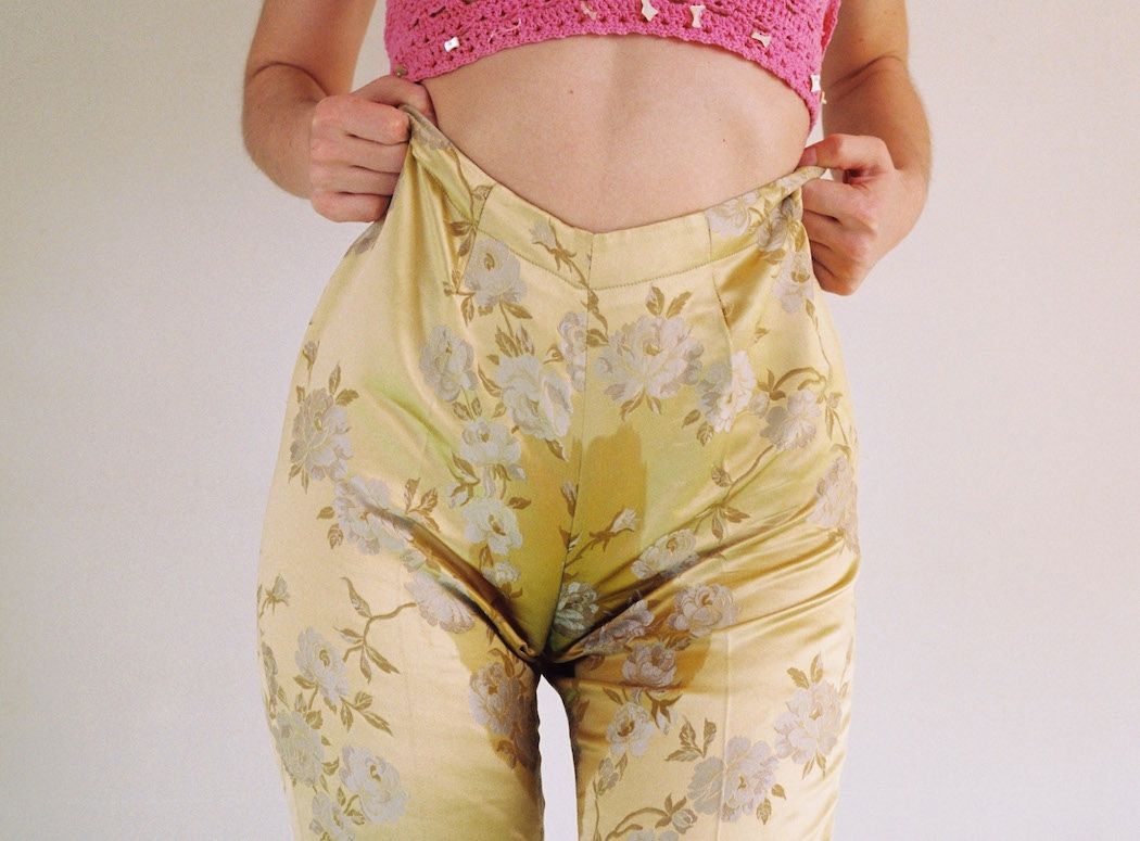 絶版‼️ Dafy Hagai Golden Showers Dafy Hagai presents Golden Showers - nss magazine