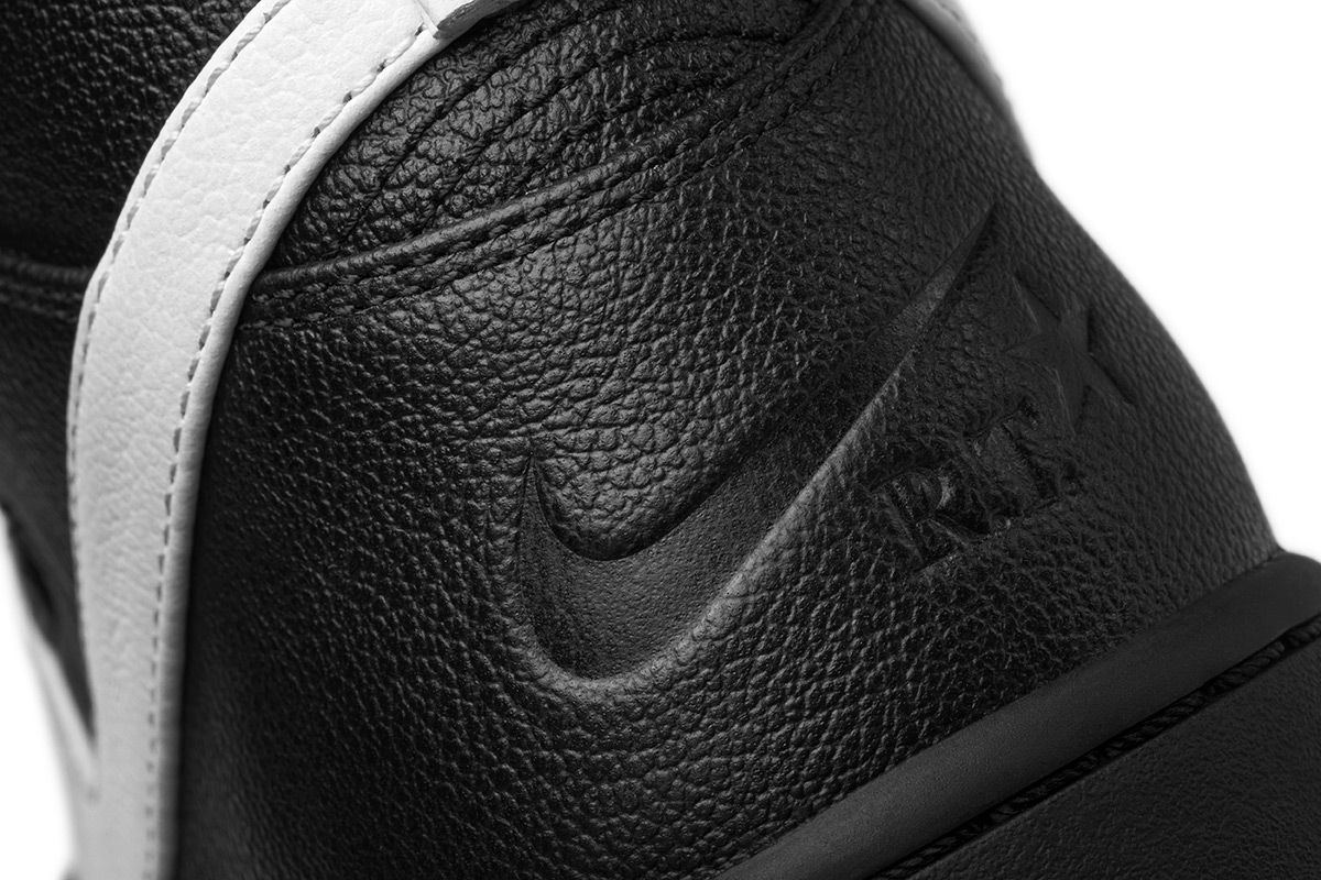 NikeLab Dunk Lux Chukka x Riccardo Tisci - nss magazine