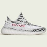 Sono uscite le immagini ufficiali delle YEEZY Boost 350 V2 “Zebra Ed il web impazza