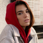 Dua Lipa è la nuova ambasciatrice di Foot Locker Europe Un’artista di grande talento per la nuova campagna donna di un retailer di estremo successo