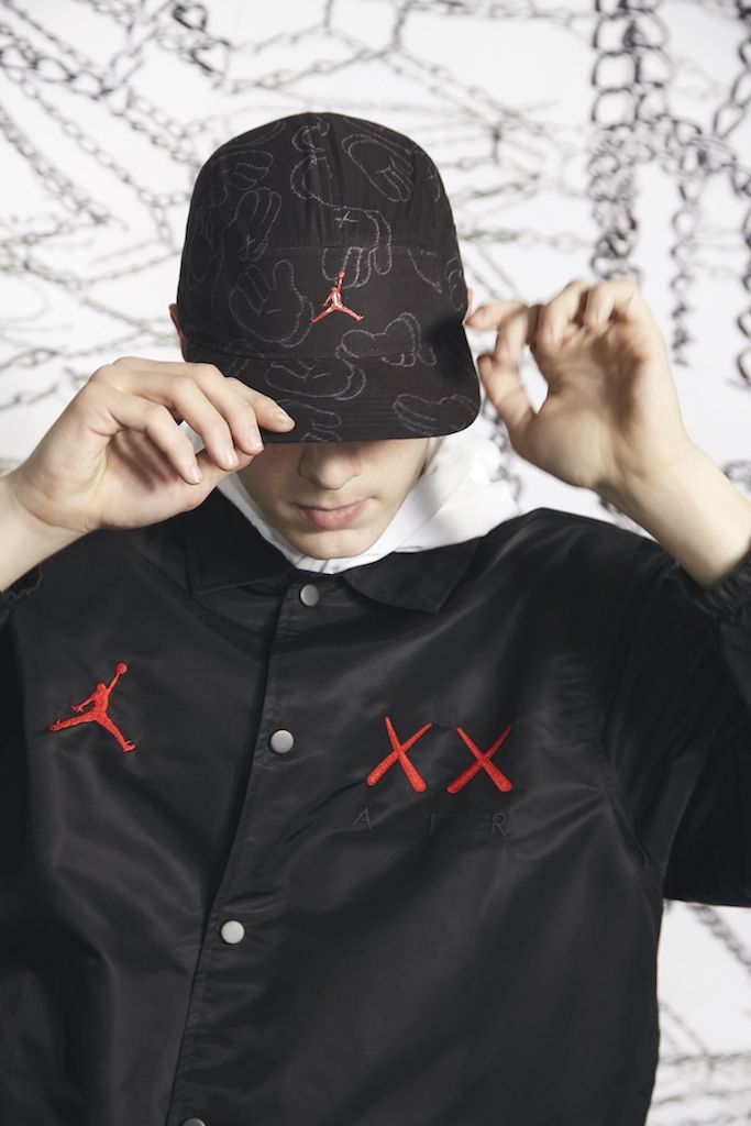 新品激レア！ Jordan x KAWS Cap ジョーダン　キャップ　カウズ 新品 激レアKAWSとジョーダンのコラボアパレル3点セット - メルカリ