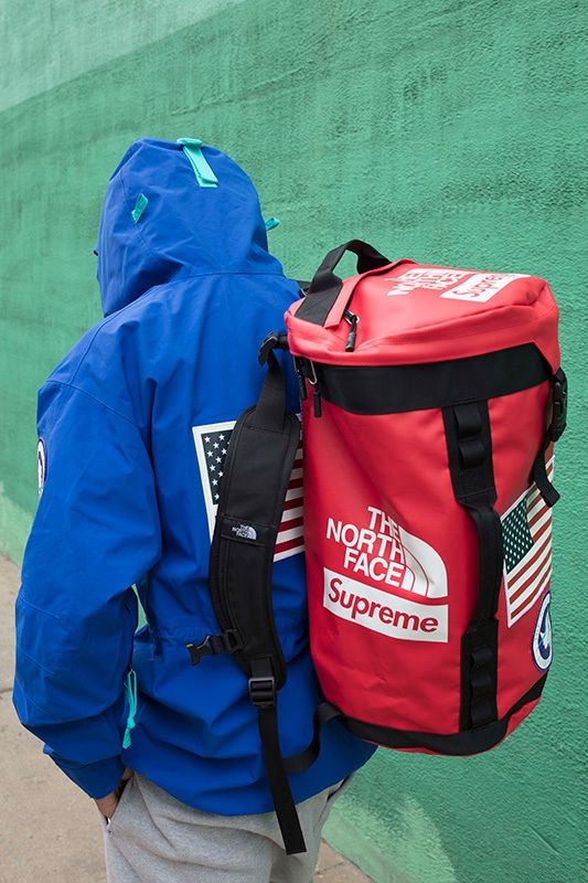2017SS SUPREME×THE NORTH FACE Supreme The North Face Mountain Parka (FW17) - $398