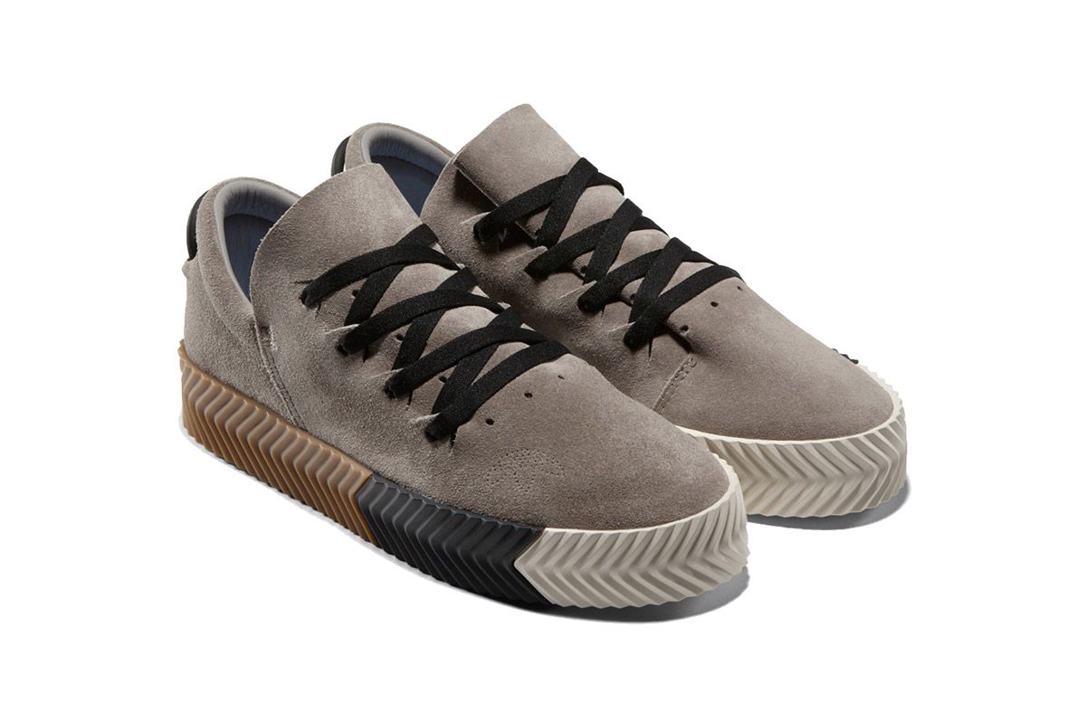 adidas Originals by Alexander Wang 【G】. f03dbeb15be9fa257e44a7.