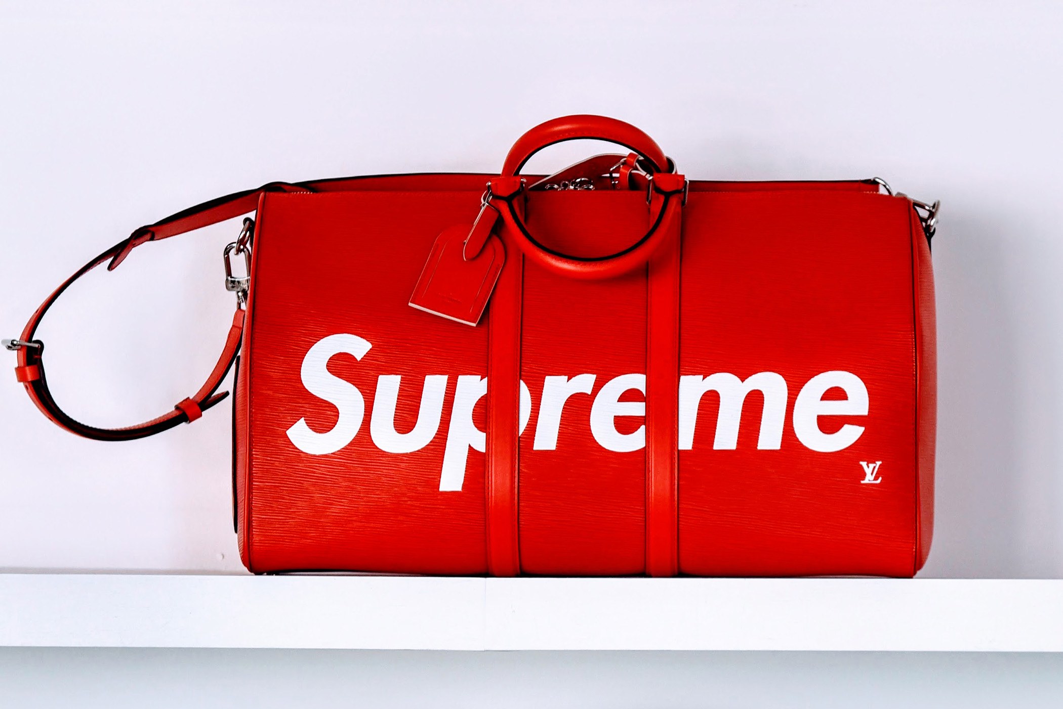 Louis Vuitton supreme 明日まで！ Supreme x Louis Vuitton Resale Prices Are Already Out of