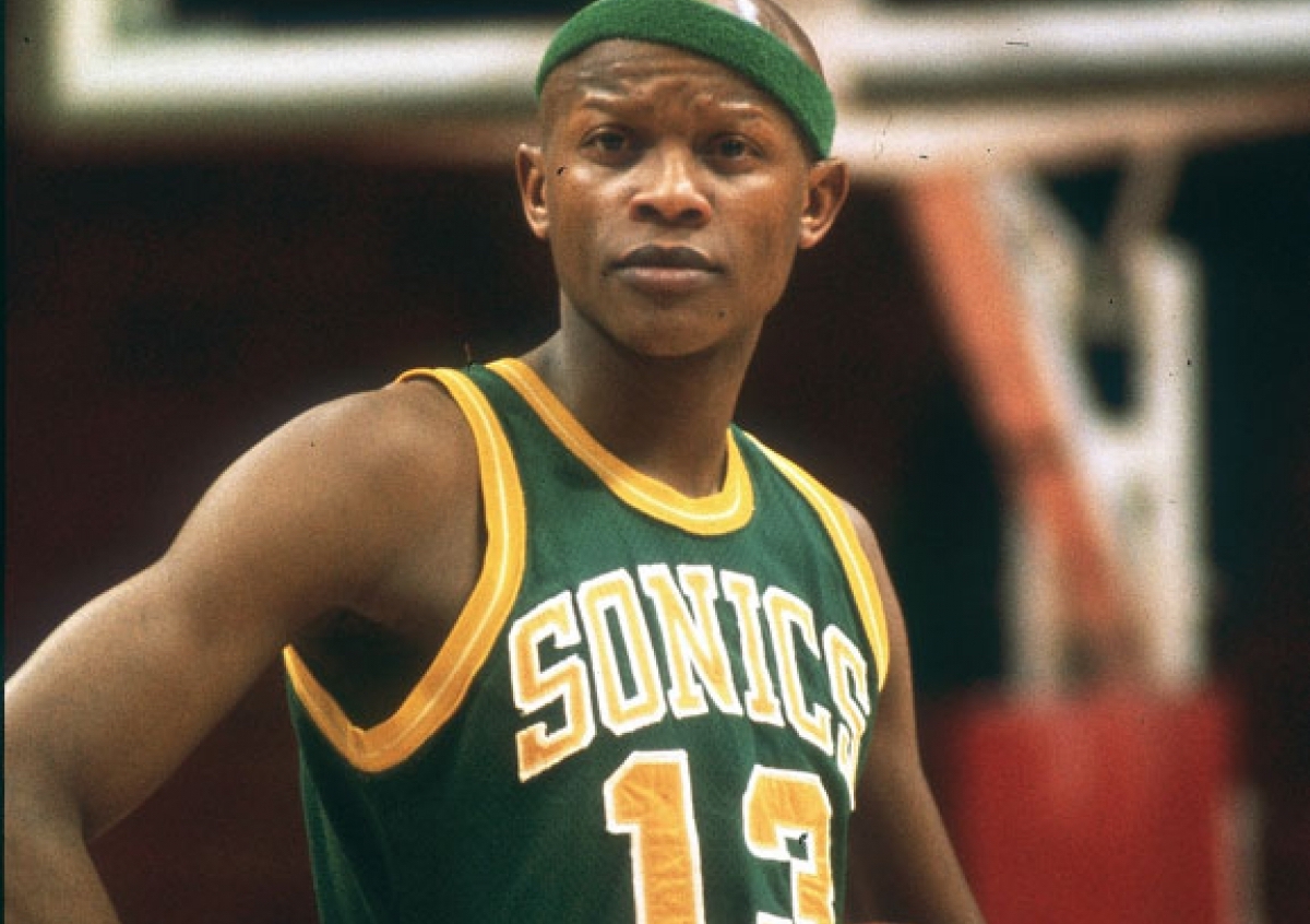 slick-watts-headband-3_v1.jpg