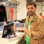 Shoe Gaze, il documentario di Neal Heard sulle sneakers Neal Heard ha visitato il Northampton Shoe Museum, alla ricerca delle vecchie sneakers dimenticate