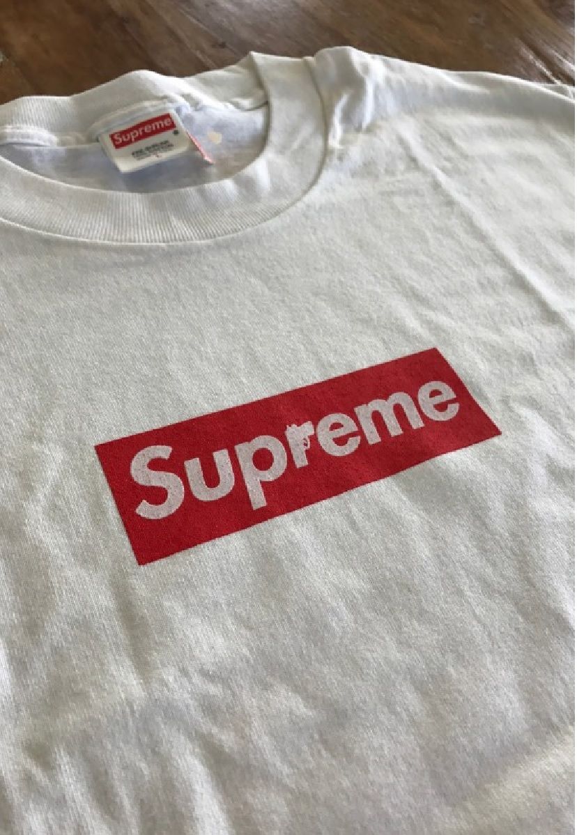 This 1999 Supreme Sopranos Box Logo Tee can be yours - nss