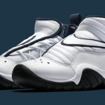 Nike Air Shake Ndestrukt 'white/navy' Come promesso, Nike sta per lanciare una nuova colorazione per le signature shoes di Dennis Rodman