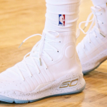 Il debutto delle Under Armour Curry 4 La stella degli Warriors ha indossato le sue nuove signature shoes nelle prime due gare delle NBA Finals