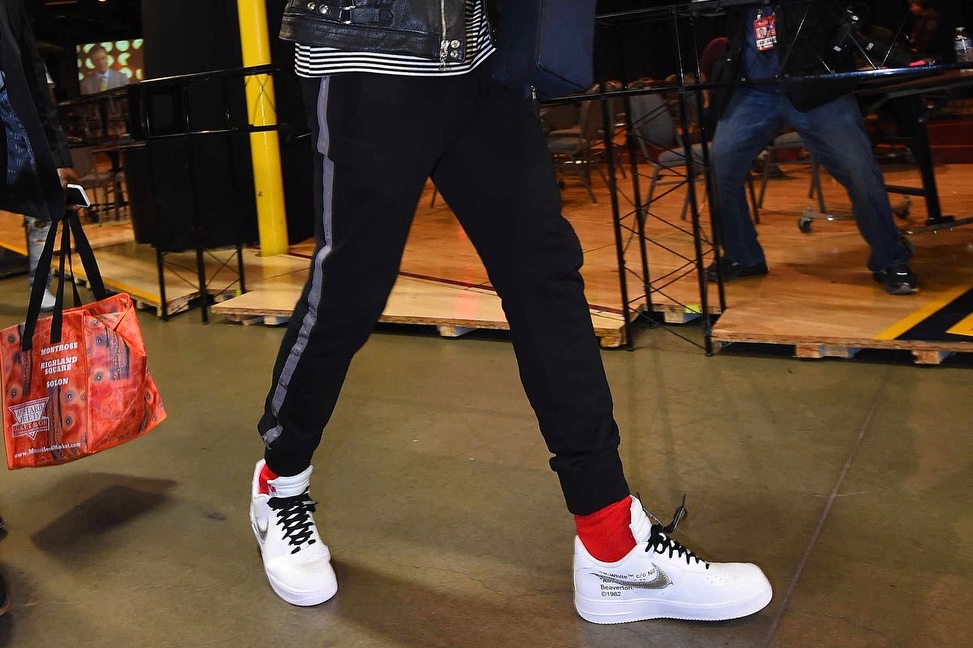 air lebron off white