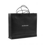 Balenciaga ha prodotto un'altra shopping bag E può essere vostra per soli 1595 €