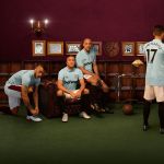 La storia del West Ham nella nuova terza maglia firmata Umbro Leggende, miti e storie della fondazione di uno dei club più affascinanti della Premier League raccontati in una maglietta
