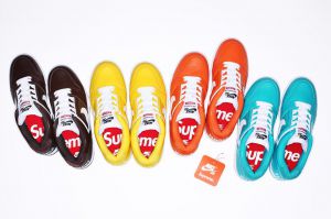 nike snkrs supreme