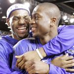 The James-Wade bromance I due amici fraterni tornano a essere compagni di squadra dopo i quattro anni passati insieme con i Miami Heat