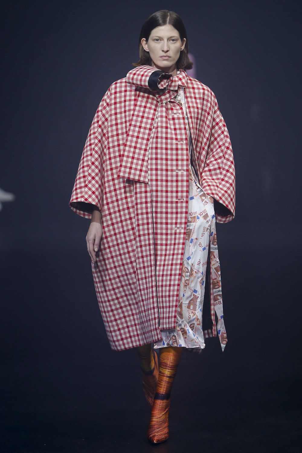 BALENCIAGA バレンシアガ 18SS EUROPE デムナヴァザリア コレクション】デムナ・ヴァザリアが半世紀の時を経て現代に蘇ら