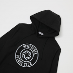Take a look at Nivelcrack's latest releases The Korean brand keeps delivering good lifestyle and football-inspired clothing