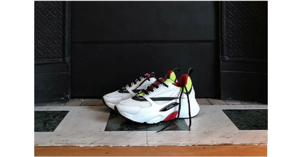 Dior homme 09aw フーディジレ krisvanassche Kris Van Assche gives us a sneak peak of Dior Homme's new runner