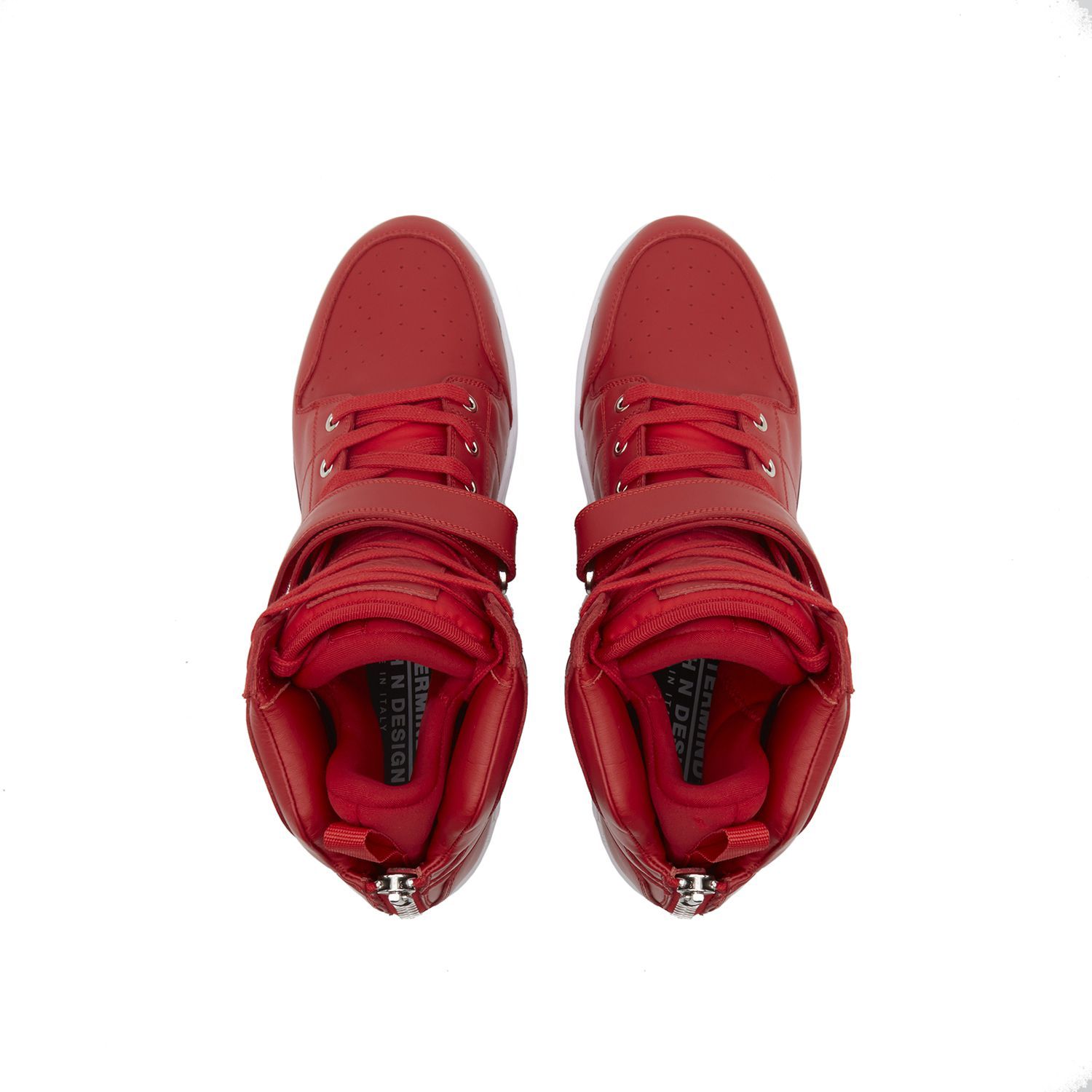 靴 MASTERMIND SEARCH N DESIGN mastermind JAPAN SearchNDesign Ghost Sox Collab | Hypebeast