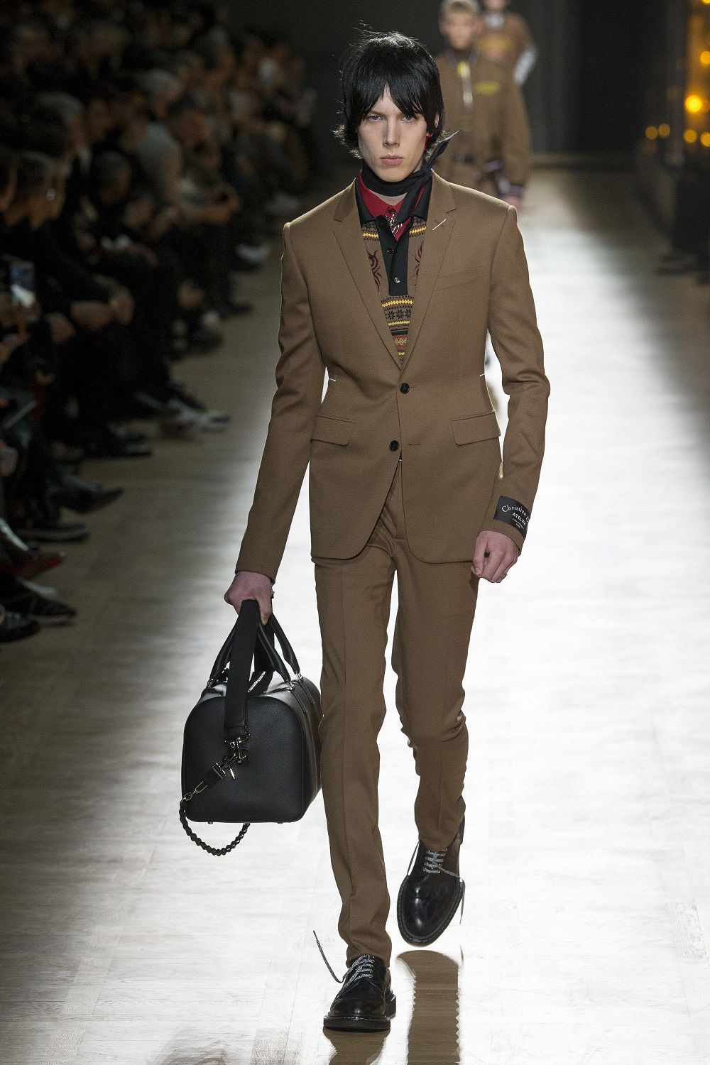 Dior 18aw ベスト Dior Homme FW18: Christian Dior's New Look reimagined for