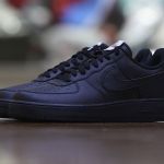 Air force 1 velcro swoosh black online