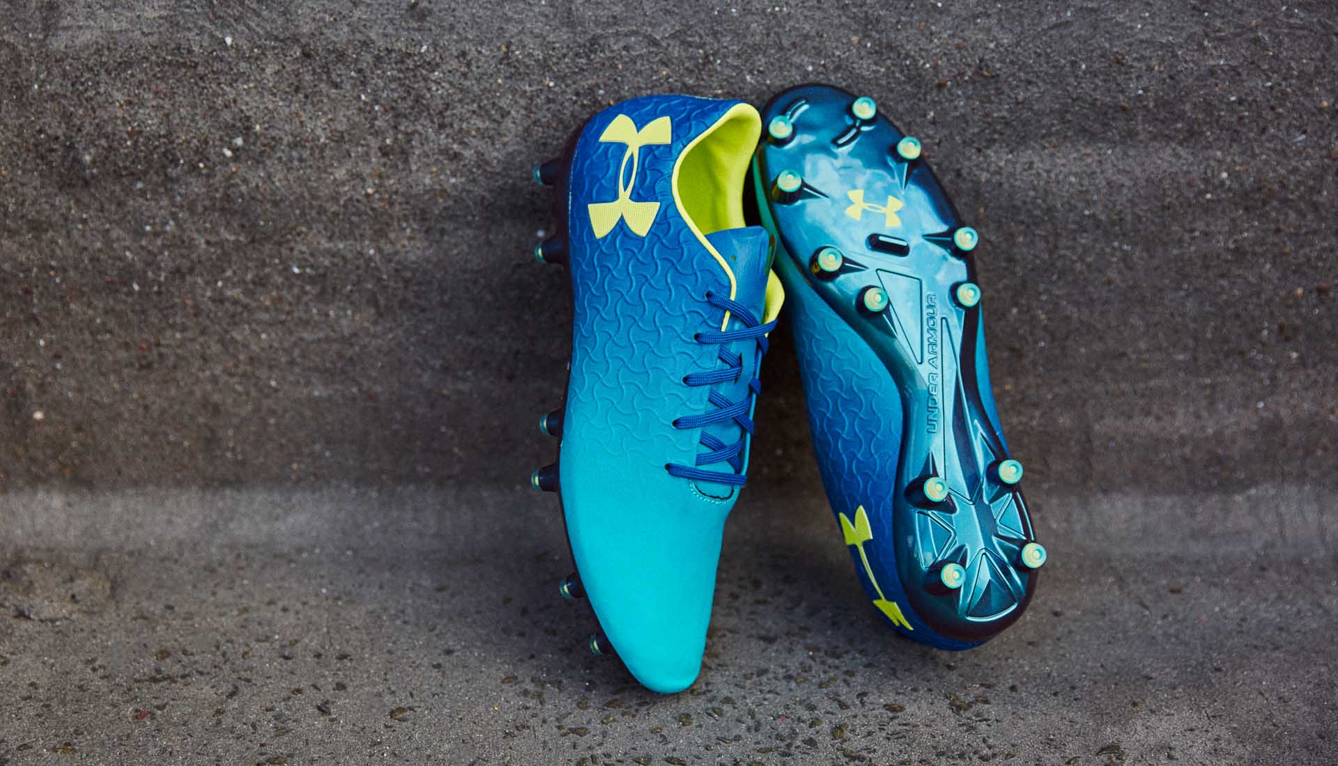 under armour magnetico turf