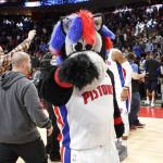 I Detroit Pistons metteranno in palio una fornitura a vita di sneakers Nike Durante la partita con i Bulls, i tifosi avranno la possibilità di realizzare il sogno di ogni sneakerhead