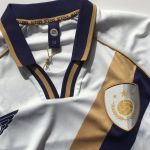 EA Sports venderà la maglia del Team Icon disegnata da Angelo Trofa Il kit realizzato per la modalità Ultimate Team di FIFA 18 verrà distribuito attraverso la catena GameStop