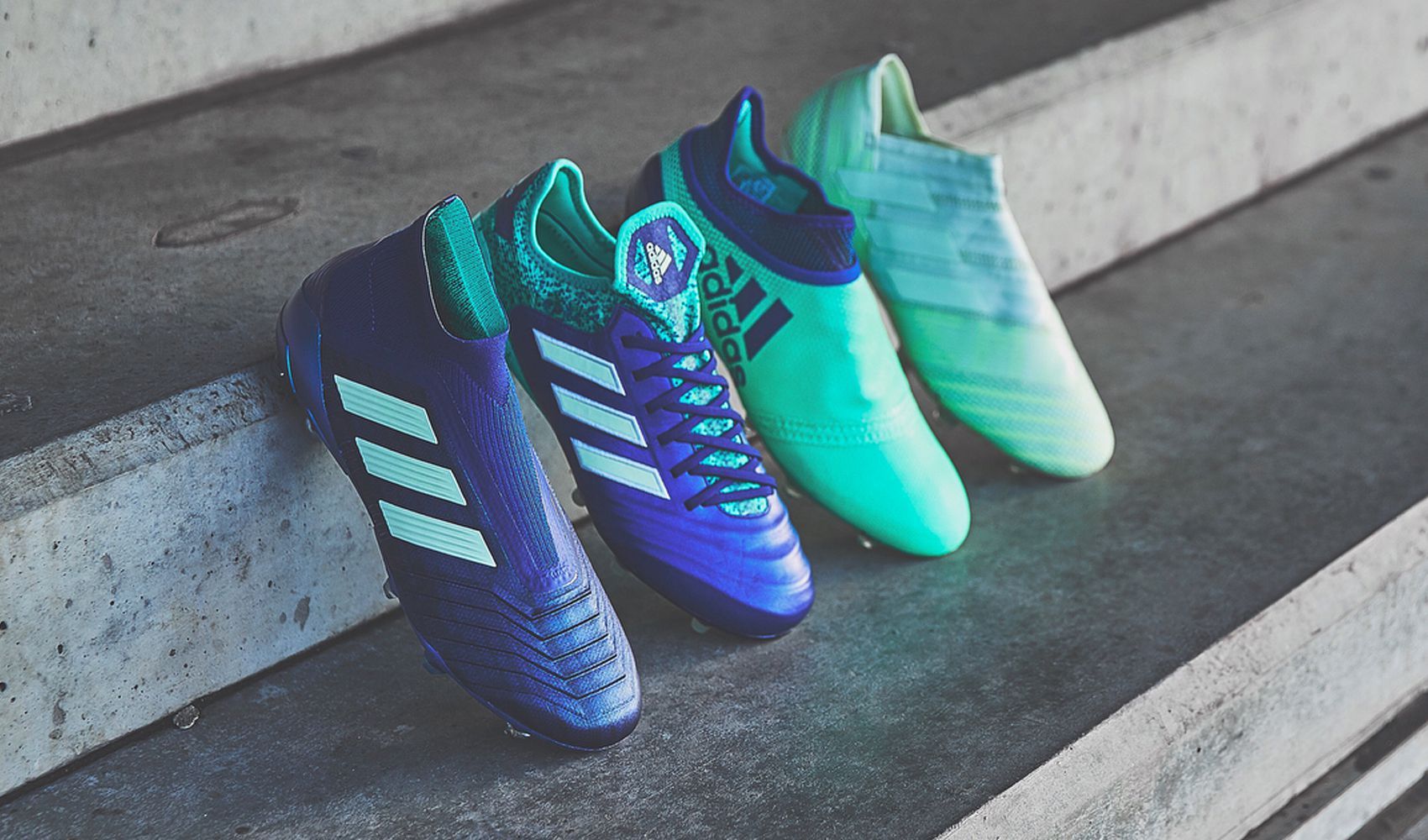 Football unveiled the "Deadly Strike" pack