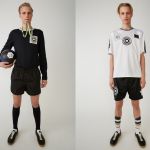 Acne Studios presenta la capsule collection Fotbollsklubb Odore di Mondiali e football anni '70