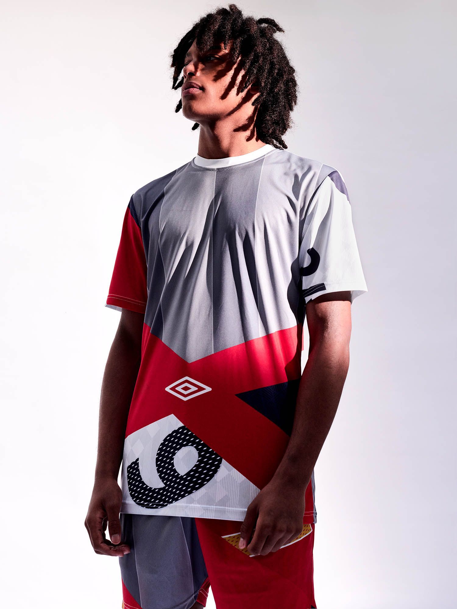 【限定品】イングランド代表／UMBRO × CRISTOPHER RAEBURN Umbro x Christopher Raeburn pays homage to England jersey