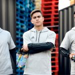 Paulo Dybala è finalmente un giocatore adidas Dopo mesi di rumor e speculazioni, il numero 10 della Juventus è diventato il nuovo volto delle Three Stripes