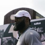 A tu per tu con LeBron James Fotoreportage di una giornata passata insieme al King a Parigi