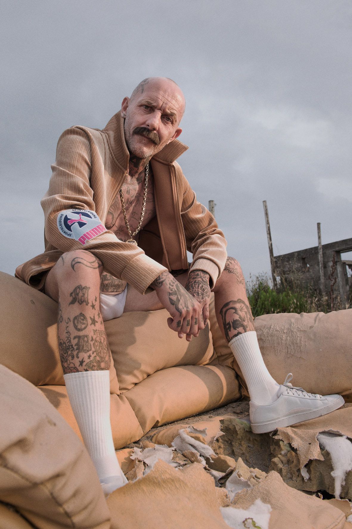 イマン ポワージュ ジャグ H216701S-AGB.png?auto=webp&