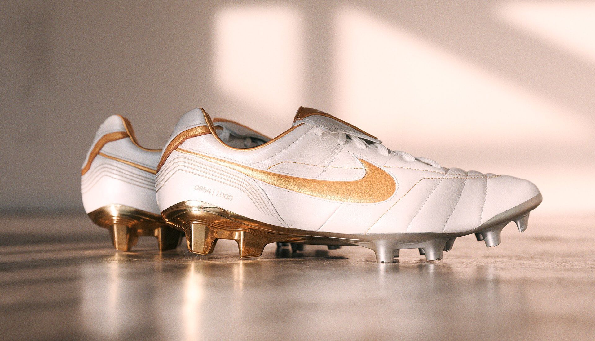 nike mercurial ronaldinho