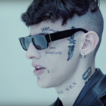 È uscito TOTAL BLACK EP di Young Signorino Il primo ep del Signorino: 5 tracce in una playlist di YouTube