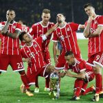 Il Bayern Monaco vestirà solo bianco e rosso Niente più blu, viola o mint, i tifosi hanno vinto la lotta contro la società