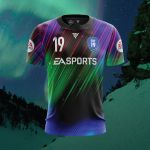 EA SPORTS x FOKOHAELA x Aurora Boreale La maglia di FIFA Ultimate Team che guarda allo spettacolo dei cieli del Nord