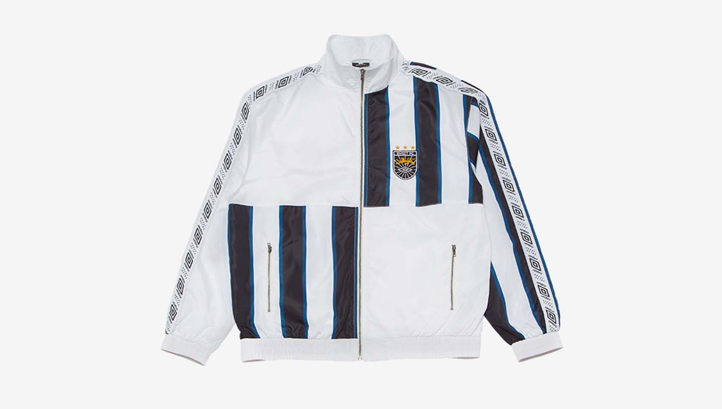 UMBRO × SWEET SKTBS L スケボー サッカー 新品 UMBRO × SWEET SKTBS シャツ L コラボ スケボー サッカー