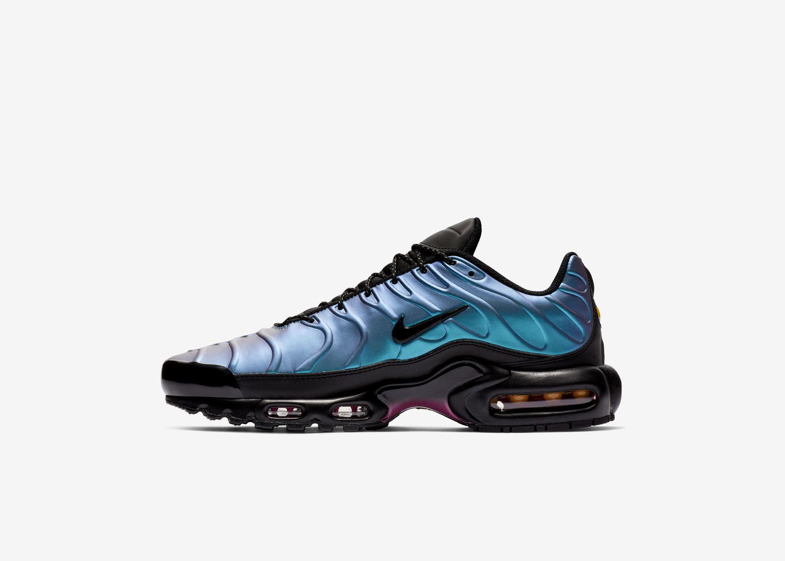 靴 air max plus  THROWBACK FUTURE PACK Nike Air Max Plus Throwback Future Men's - AJ2013-006 - US