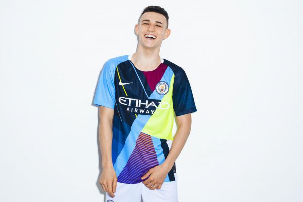 日本正規販売店 NIKE Manchester City マッシュアップ US Lサイズ